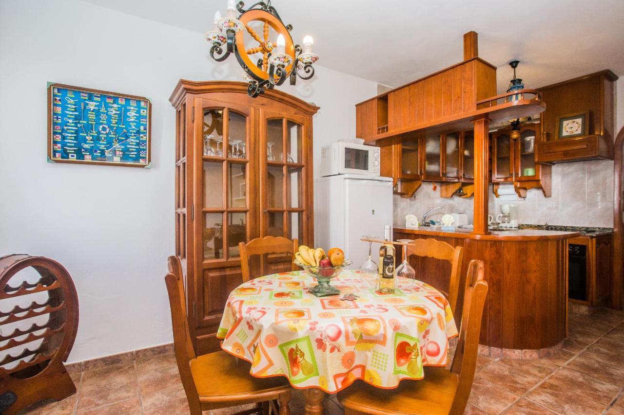 Ohana House In Caleta De Caballo Exterior photo