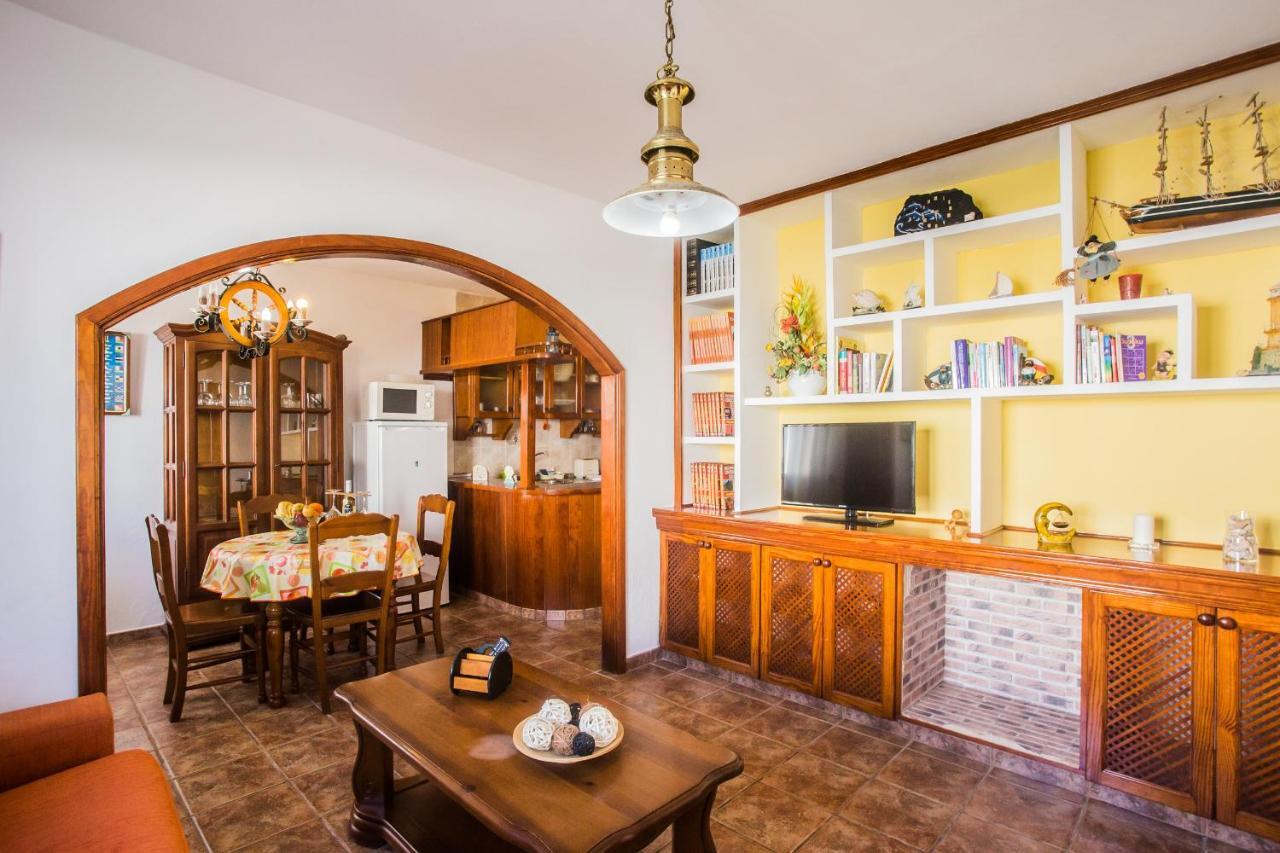Ohana House In Caleta De Caballo Exterior photo